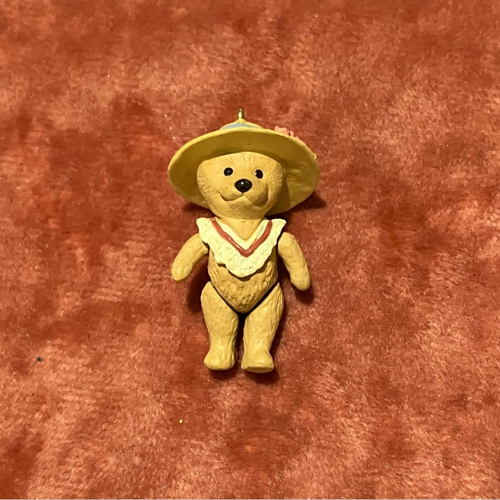Vintage Hallmark Keepsake Teddy Bear Style Miniature Holiday Ornament